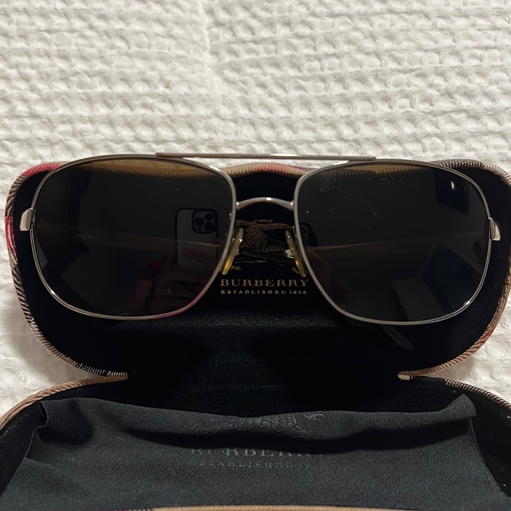 Authentic unisex Burberry Sunglasses